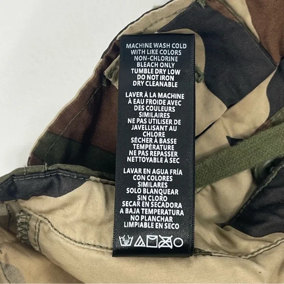 ANTHROPOLOGIE GOOD AMERICAN Women's Camo Cargo Parachute Pants Size Medium - Picture 7 of 10